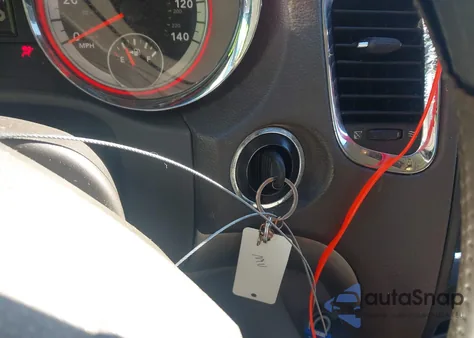 2013 Dodge Durango Sxt z USA, uszkodzony, nr VIN 1C4RDHAG8DC579877